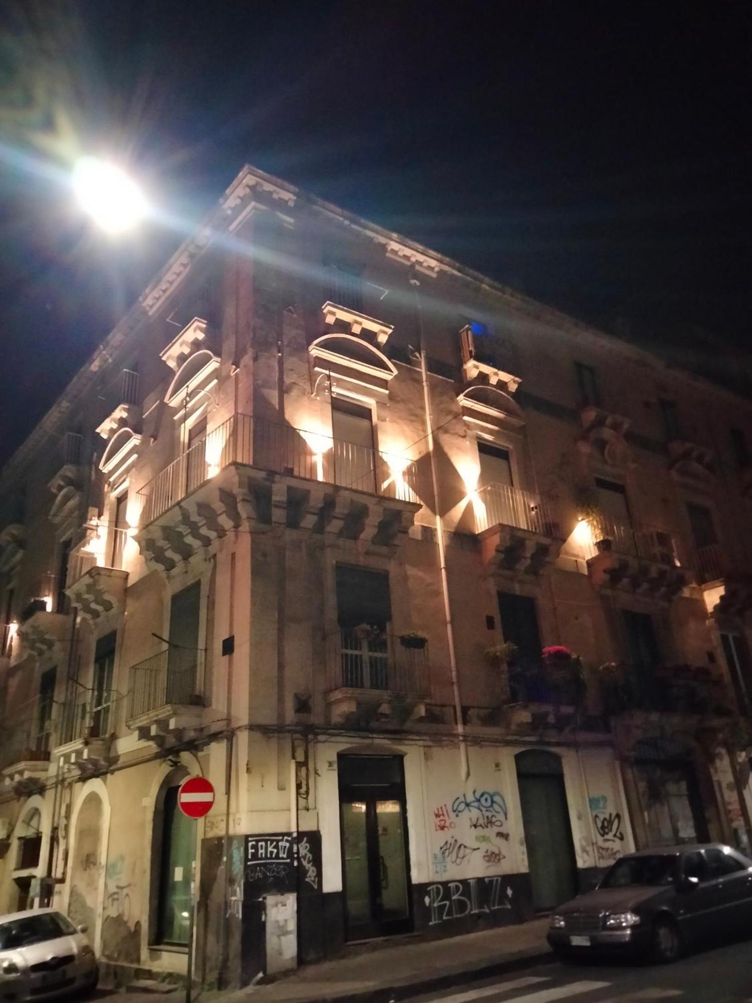 Etna Timeo Central Apartment In Baroque Building CTA Eksteriør billede