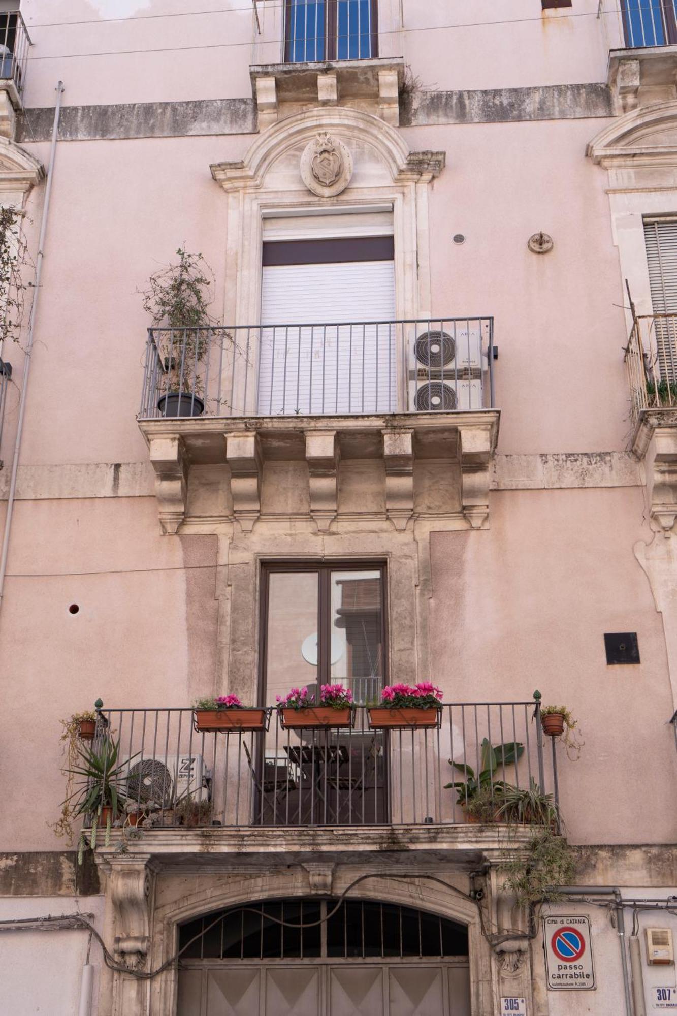 Etna Timeo Central Apartment In Baroque Building CTA Eksteriør billede